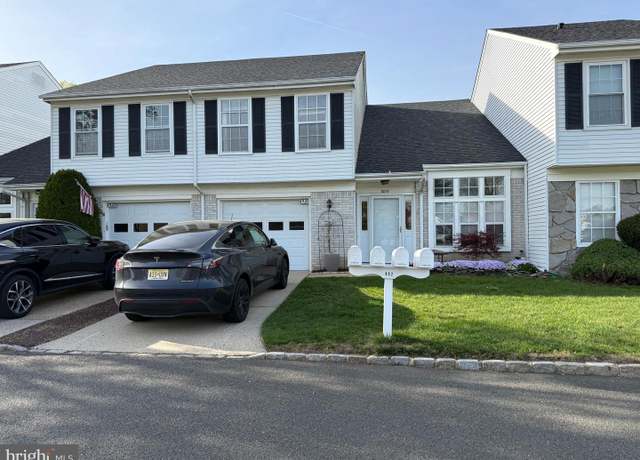 Property at 492 Delair Rd Unit C, Monroe, NJ 08831, 2 beds, 2.5 baths