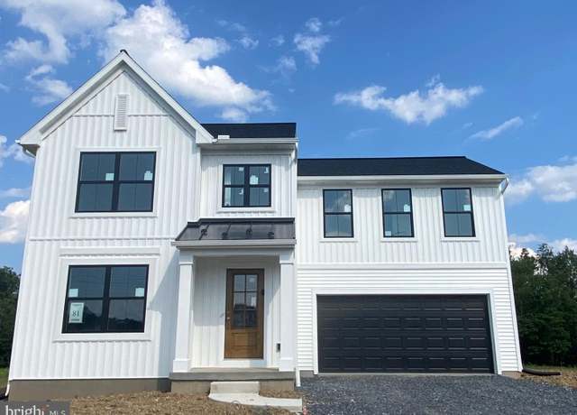Property at 2257 S Autumn Chase Dr, Mechanicsburg, PA 17055, 3 beds, 1.5 baths
