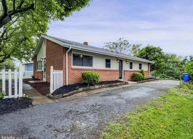 Property at 2939 Cumberland Blvd, Camp Hill, PA 17011, 4 beds, 2.5 baths
