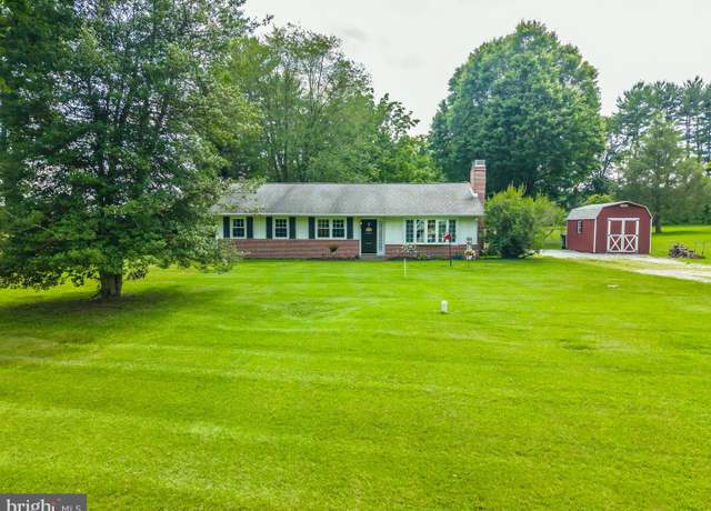 Property at 1008 Taylor Ave, West Chester, PA 19380, 3 beds, 1 bath