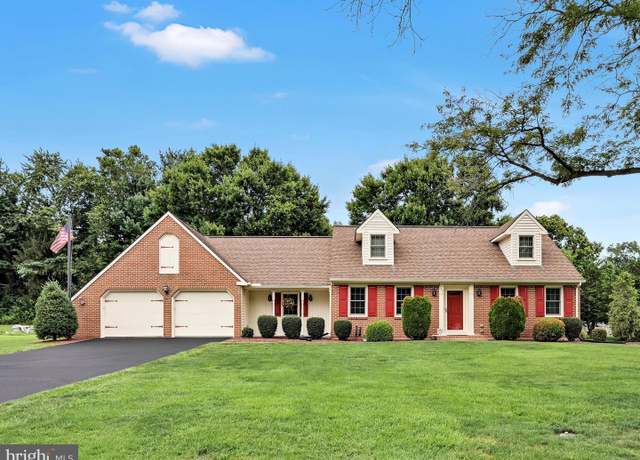 Property at 337 Delp Rd, Lancaster, PA 17601, 3 beds, 2.5 baths