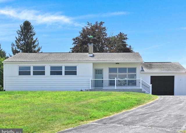 Property at 955 Narrows Dr, Lebanon, PA 17046, 3 beds, 1.5 baths