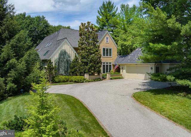 Property at 1241 Denbigh Ln, Wayne, PA 19087, 3 beds, 3.5 baths