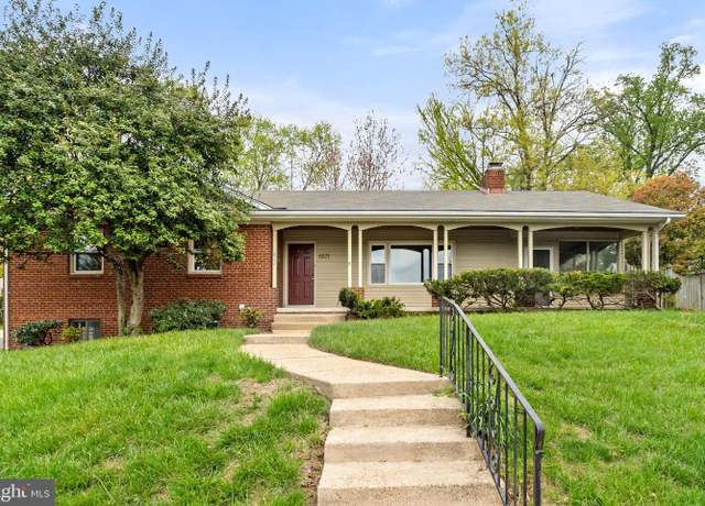 Property at 6877 Washington Blvd, Arlington, VA 22213, 4 beds, 3 baths