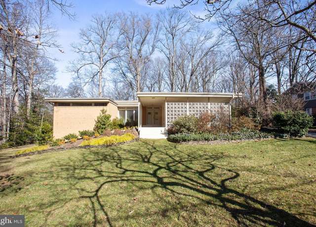 Property at 3503 Prince William Dr, Fairfax, VA 22031, 4 beds, 3 baths