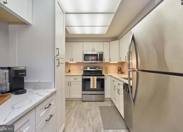 Property at 7621 Tremayne Pl #205, Mclean, VA 22102, 2 beds, 1 bath