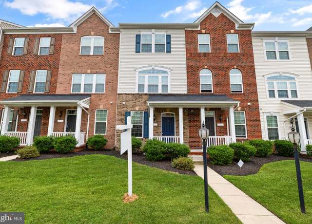 Property at 14611 Featherstone Gate Dr, Woodbridge, VA 22191, 3 beds, 3 baths