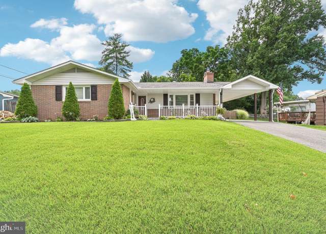 Property at 536 Maple Ridge Ln, Odenton, MD 21113, 5 beds, 3 baths