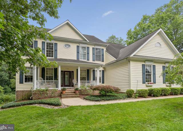 Property at 14027 Woodens Ln, Reisterstown, MD 21136, 5 beds, 3.5 baths