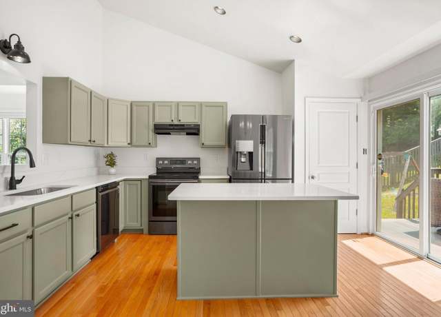 Property at 8012 Roland Ct SW, Elkridge, MD 21075, 4 beds, 3 baths