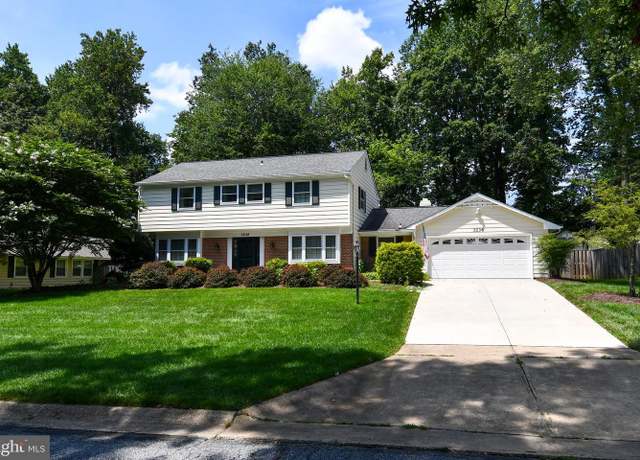 Property at 3236 Birchtree Ln, Wheaton, MD 20906, 4 beds, 2.5 baths