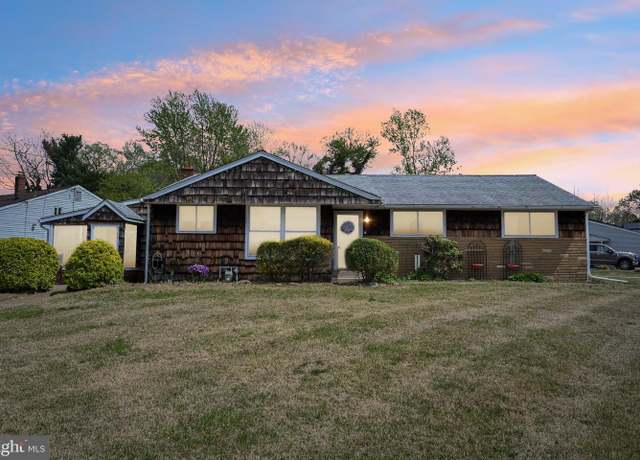 Property at 91 S Garden Blvd, Edgewater Park, NJ 08010, 3 beds, 1.5 baths