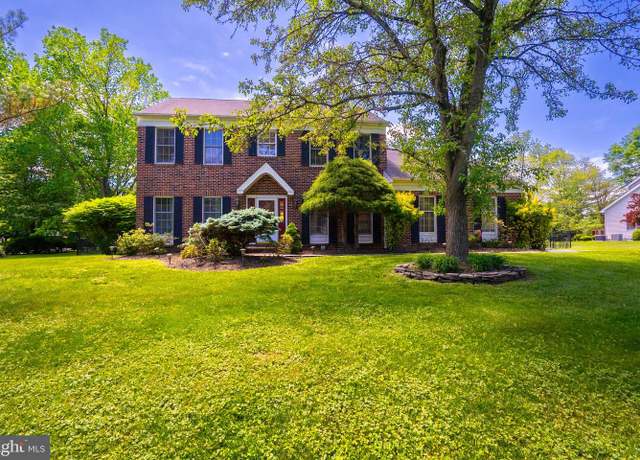 Property at 547 Village Rd W, West Windsor, NJ 08550, 4 beds, 2.5 baths