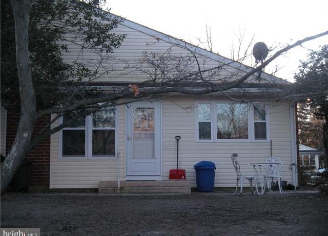 Property at 10 Wintergreen Ln Unit D, Manchester Township, NJ 08759, 2 beds, 1 bath