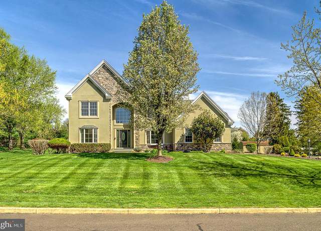 Property at 82 Parkside Dr, New Hope, PA 18938, 4 beds, 2.5 baths