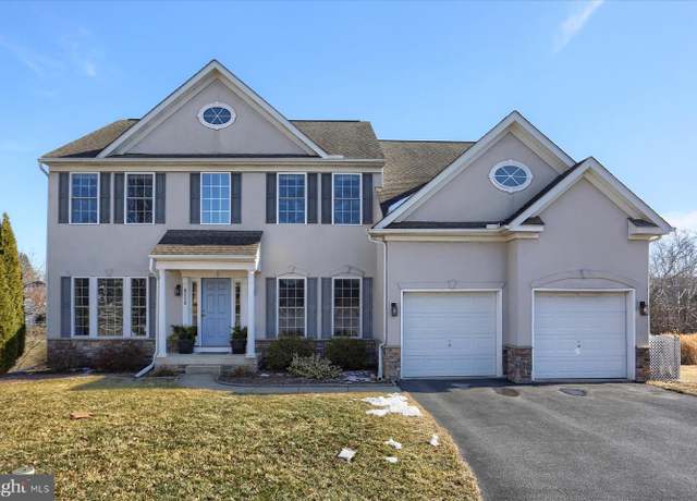 Property at 4138 Willow Bend Rd, Mechanicsburg, PA 17055, 5 beds, 3.5 baths