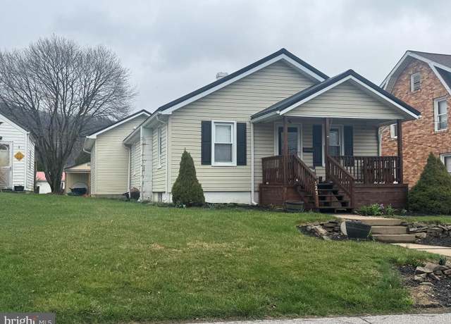 Property at 523 Halfmoon St, Bellefonte, PA 16823, 3 beds, 2 baths