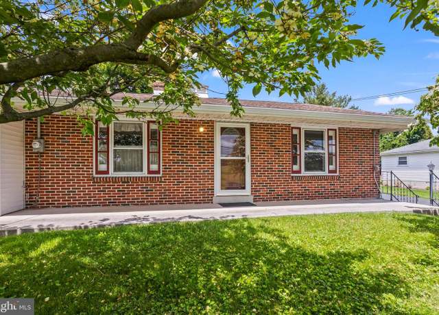 Property at 1739 Grove St, Hummelstown, PA 17036, 2 beds, 1 bath