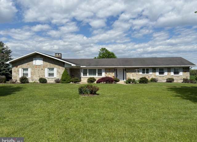Property at 13551 Ridge Rd, Waynesboro, PA 17268, 3 beds, 3 baths