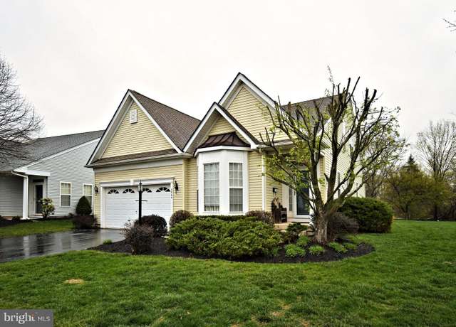 Property at 3865 Somerset Dr, Collegeville, PA 19426, 3 beds, 2.5 baths