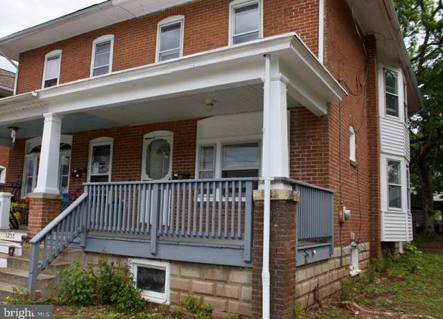 Property at 1257 Queen St, Pottstown, PA 19464, 4 beds, 1 bath