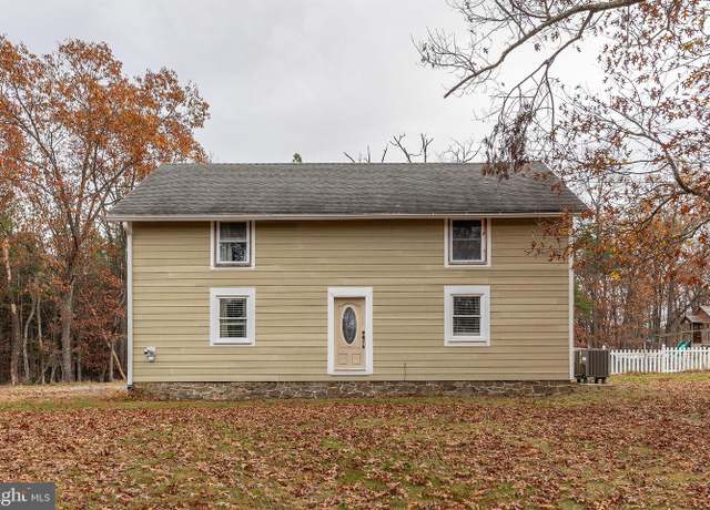 Property at 136 Nelsons Chapel Ln, Cross Junction, VA 22625, 2 beds, 1 bath