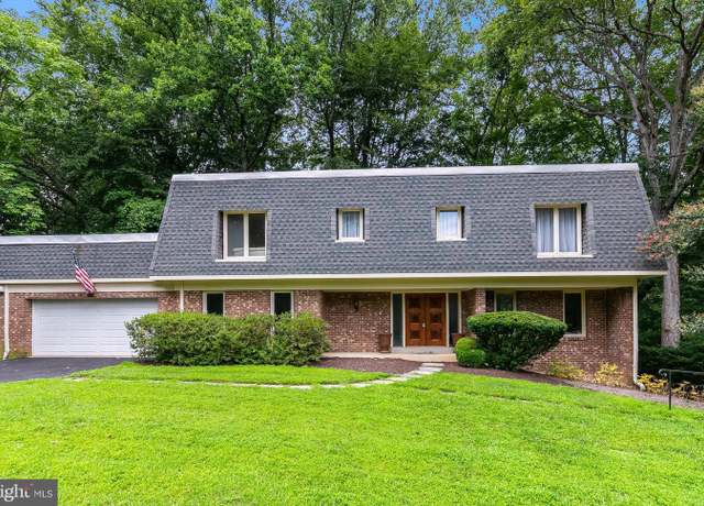 Property at 4054 41st St, Mclean, VA 22101, 6 beds, 3.5 baths