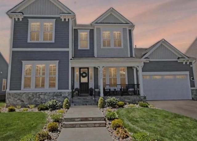 Property at 224 Stoic St SE, Leesburg, VA 20175, 7 beds, 4.5 baths