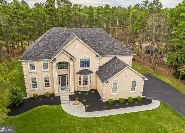 Property at 37 Highbridge Blvd, Medford, NJ 08055, 4 beds, 3.5 baths