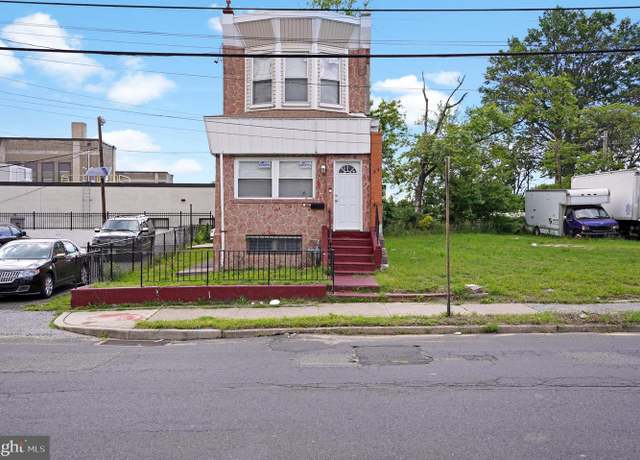 Property at 851 Carl Miller Blvd, Camden, NJ 08104, 3 beds, 1 bath