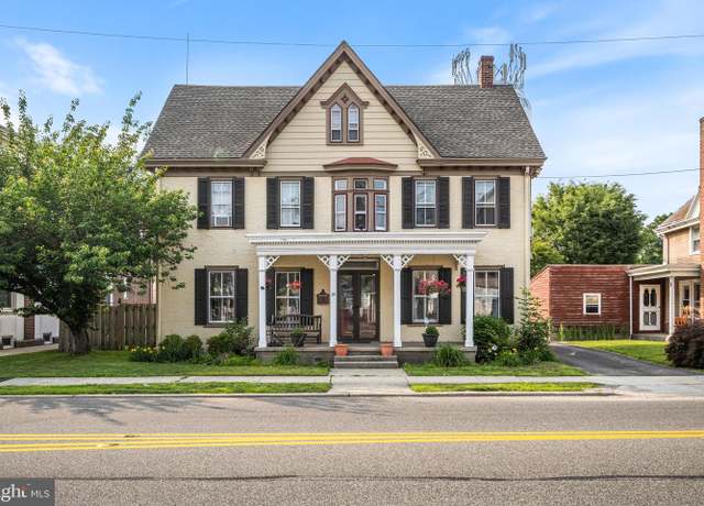 Property at 19 West Ave, Woodstown, NJ 08098, 7 beds, 3.5 baths
