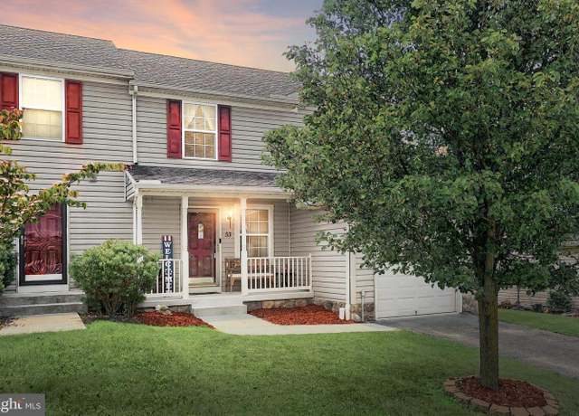 Property at 53 Skyview Cir, Hanover, PA 17331, 3 beds, 1.5 baths