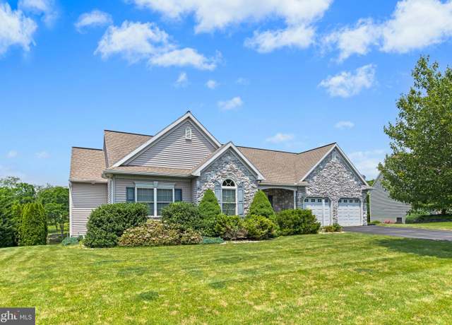Property at 857 Water Edge Ct, Lebanon, PA 17046, 3 beds, 3 baths