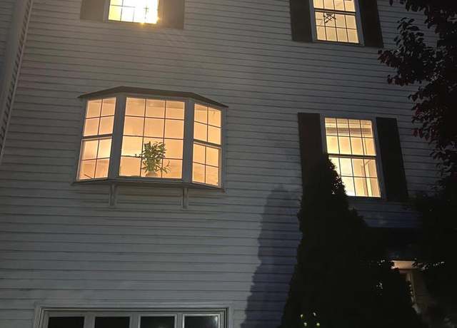 Property at 2691 24th Rd S, Arlington, VA 22206, 3 beds, 3 baths
