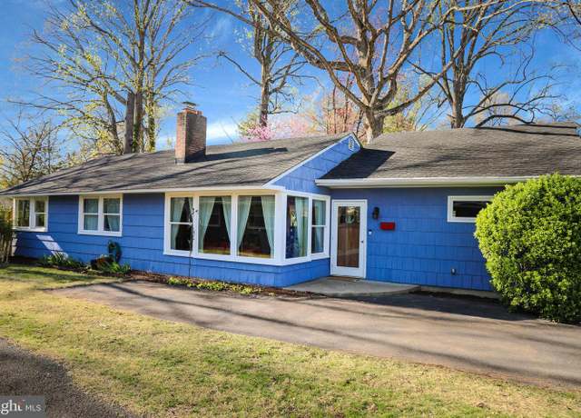 Property at 3134 Manor Rd, Falls Church, VA 22042, 3 beds, 2 baths