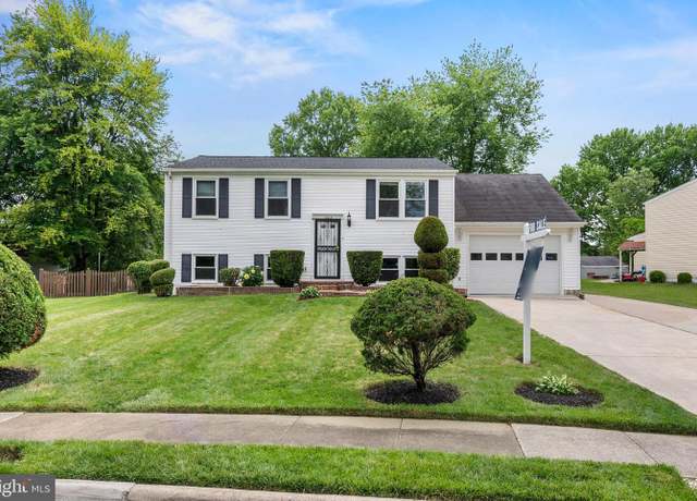 Property at 1263 Wilshire Dr, Herndon, VA 20170, 5 beds, 2 baths