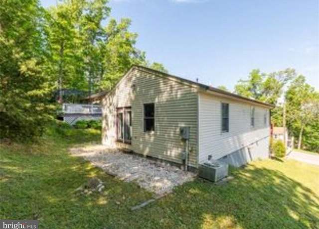 Property at 370 Horace Ave, Waynesboro, VA 22980, 3 beds, 1 bath