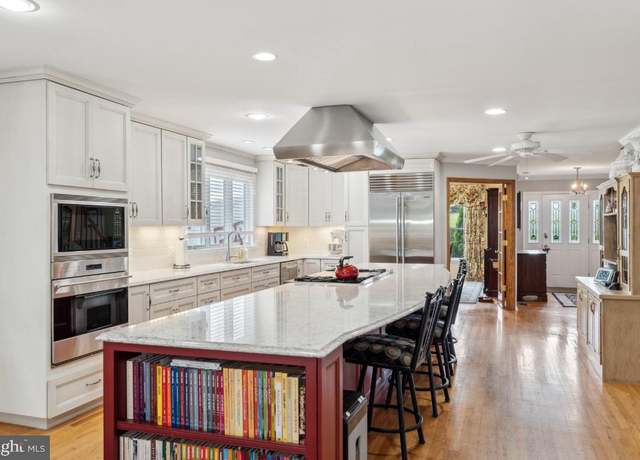 Property at 5825 Glen Falls Rd, Reisterstown, MD 21136, 4 beds, 3.5 baths