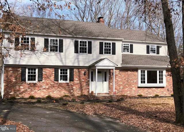 Property at 565 Mckendimen Rd, Medford, NJ 08055, 5 beds, 3.5 baths