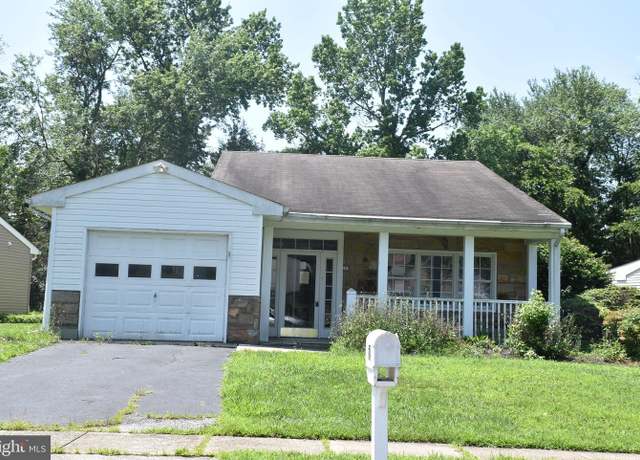 Property at 52 Sherwood Pl, Southampton, NJ 08088, 2 beds, 2 baths