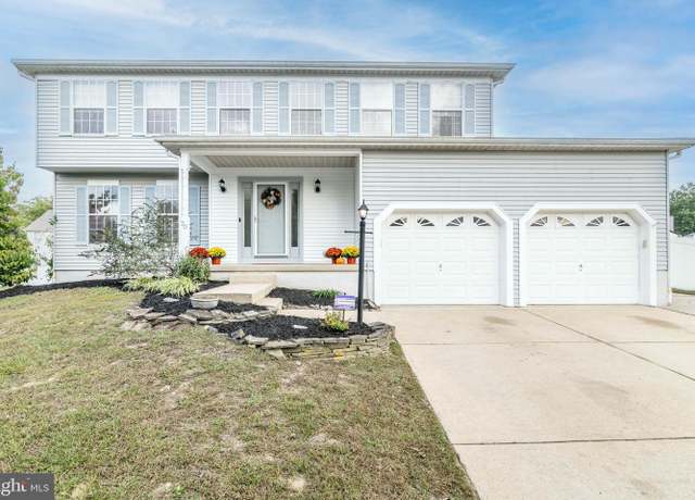 Property at 20 Billingsport Dr, Sicklerville, NJ 08081, 3 beds, 2.5 baths