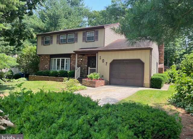 Property at 107 Bells Lake Rd, Turnersville, NJ 08012, 4 beds, 1.5 baths