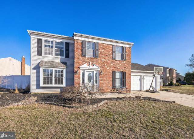 Property at 31 Mariner Dr, Sewell, NJ 08080, 4 beds, 2.5 baths