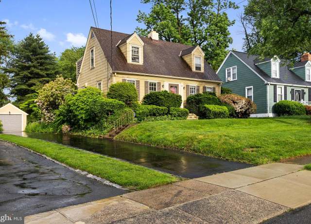 Property at 10 Pershing Ave, Ewing, NJ 08618, 3 beds, 1.5 baths