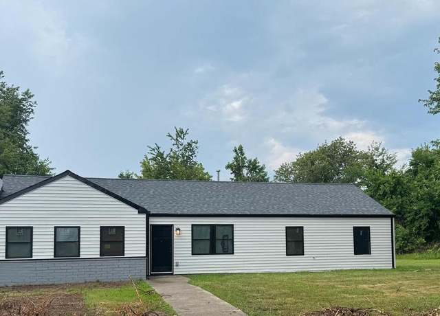 Property at 100 Wisteria Ln, Carneys Point, NJ 08069, 3 beds, 2 baths
