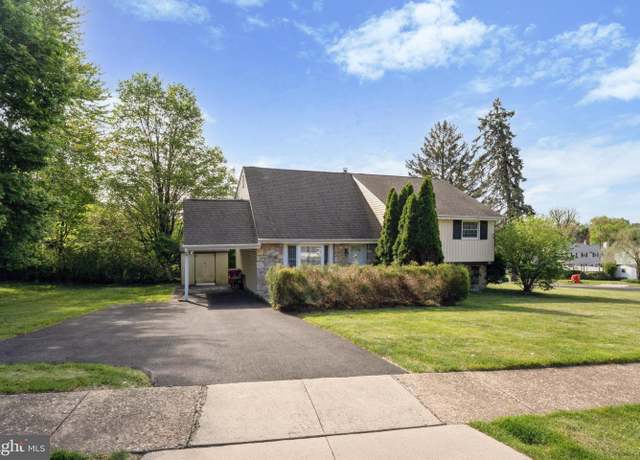 Property at 1313 Cloverly Rd, Warminster, PA 18974, 4 beds, 2.5 baths