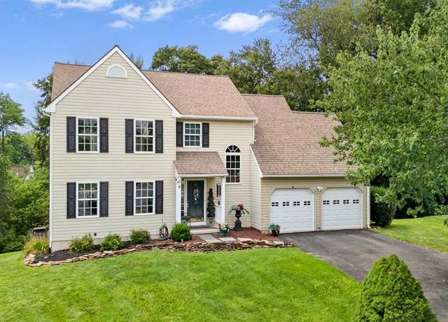 Property at 9 Morningside Ct, West Grove, PA 19390, 4 beds, 2.5 baths