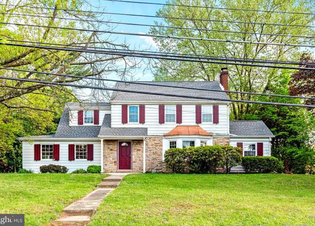 Property at 7715 Sunset Dr, Harrisburg, PA 17112, 4 beds, 1.5 baths