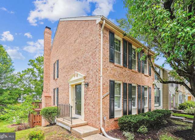 Property at 44049 Ferncliff Ter, Ashburn, VA 20147, 3 beds, 2.5 baths