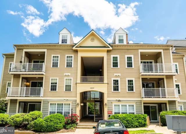 Property at 1037 Gardenview Loop #304, Woodbridge, VA 22191, 2 beds, 2 baths